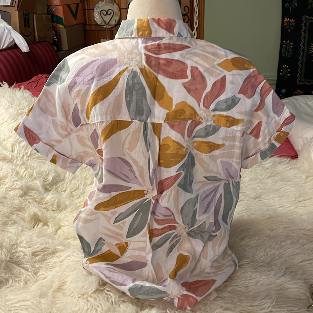 Beautiful Earth toned Nicole Miller 100% Linen Shirt XS - Picture 2 of 9